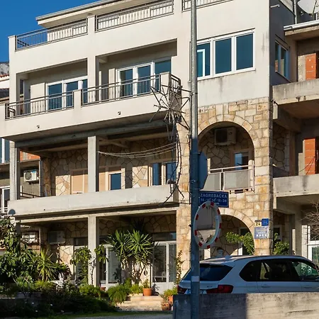 With A Parking Space - 22017 Apartment *