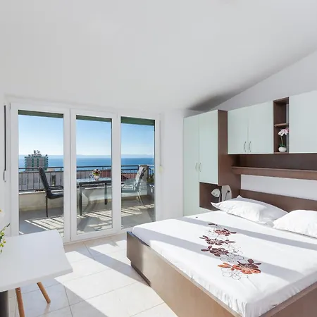 Appartement With Parking Space - 22017