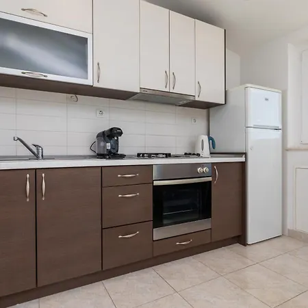 Appartement With Parking Space - 22017 *