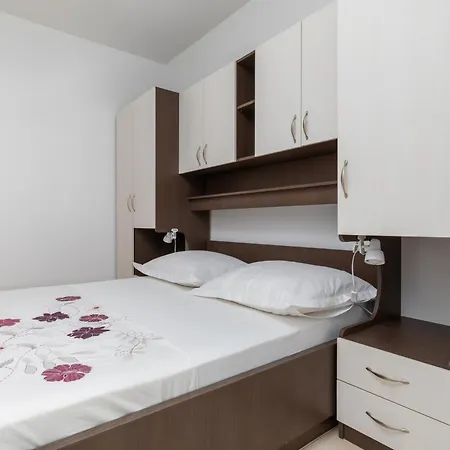 With Parking Space - 22017 Appartement